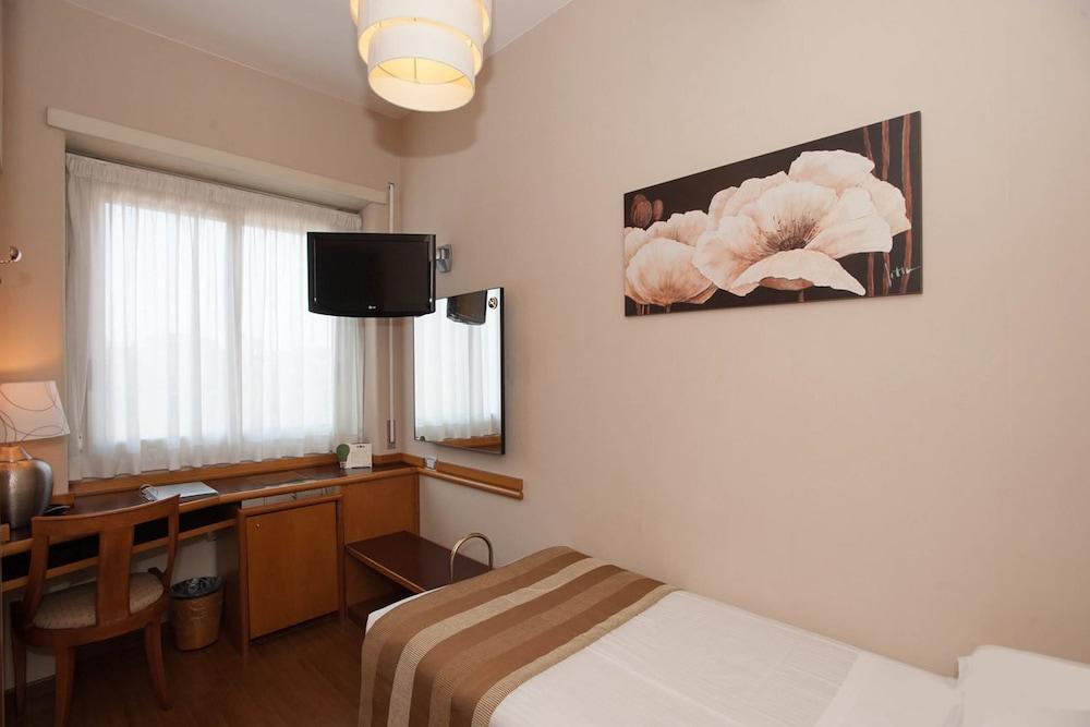 Best Western Hotel Piccadilly Ρώμη Εξωτερικό φωτογραφία